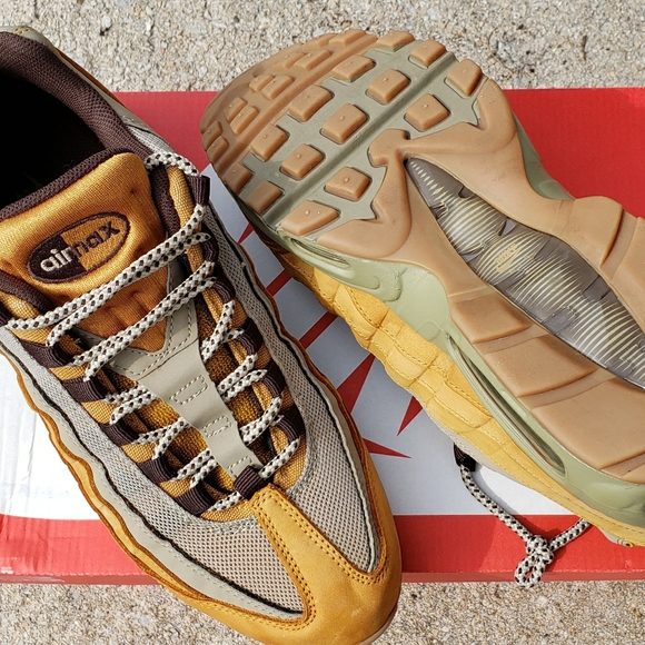 Nike Air Max 95 PRM - Picture 1 of 6